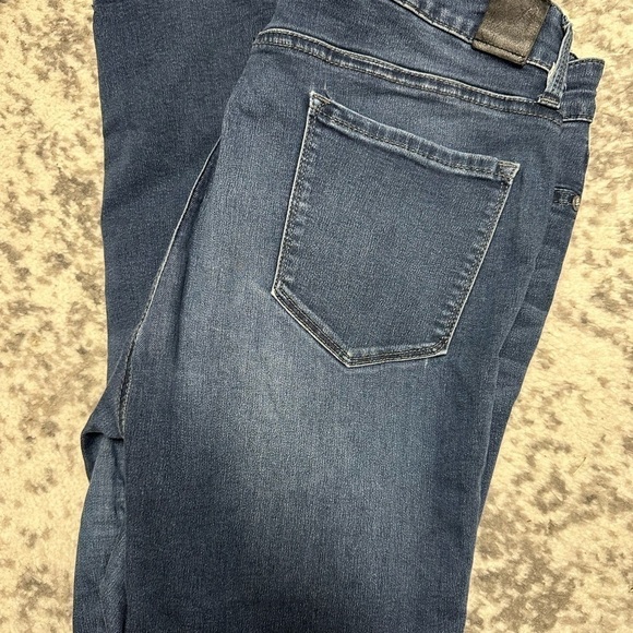 Level 99 mid rise Janice ultra skinny. With stretch! Size 32 - Picture 4 of 9